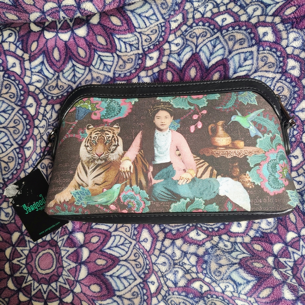 Floral Patterned Bag with Black Base